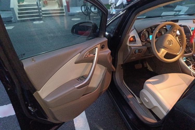 Used Buick GT 2013 GT 1.6L Automatic Fashion Edition Driver Seat