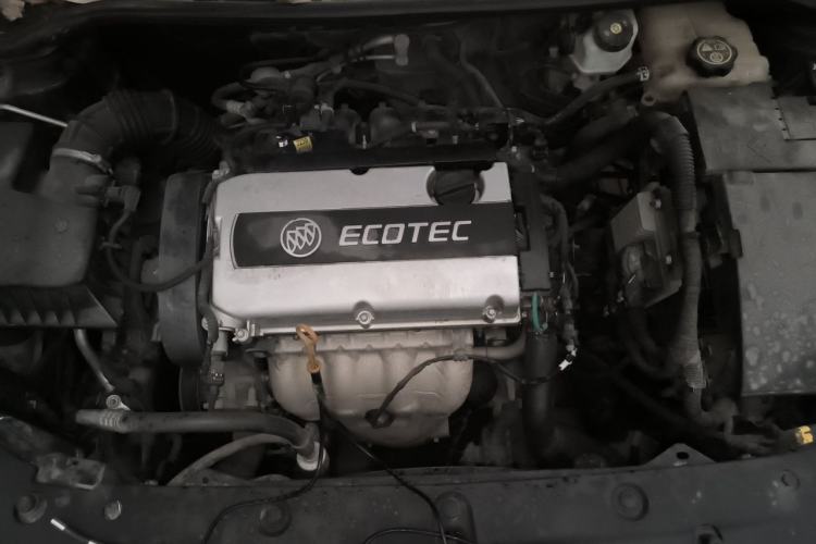Used Buick GT 2013 GT 1.6L Manual Entry-Level Model Engine Bay