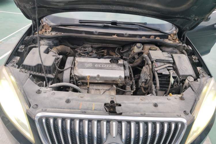 Used Buick GT 2013 GT 1.6L Manual Entry-Level Model Engine Bay