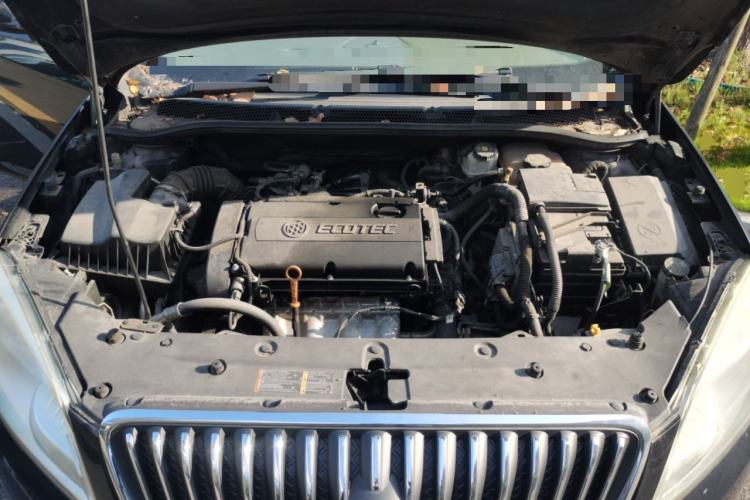 Used Buick GT 2013 GT 1.6L Automatic Fashion Edition Engine Bay