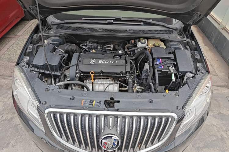 Used Buick GT 2013 GT 1.6L Automatic Fashion Edition Engine Bay