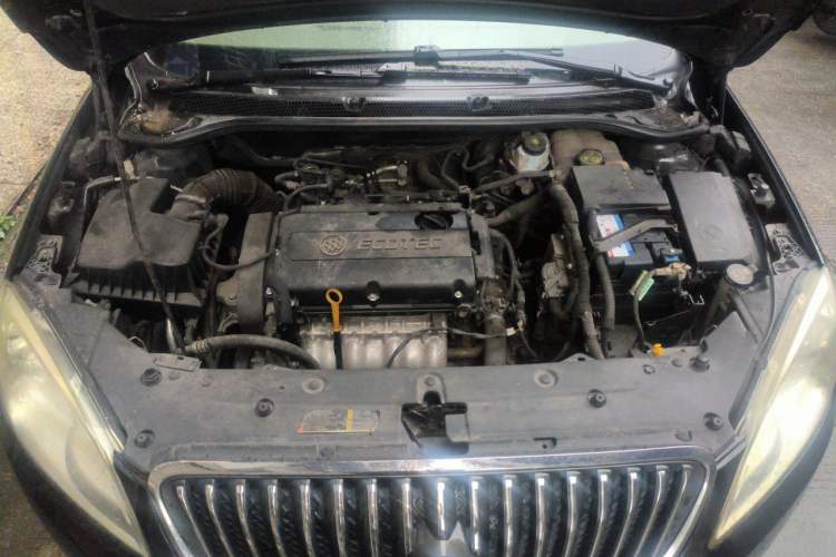 Used Buick GT 2013 GT 1.6L Manual Entry-Level Model Engine Bay