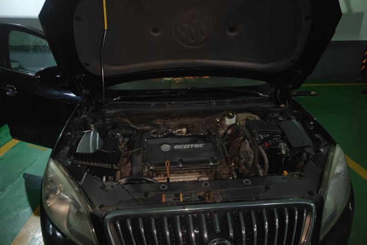 Used Buick GT 2013 GT 1.6L Manual Entry-Level Model Engine Bay