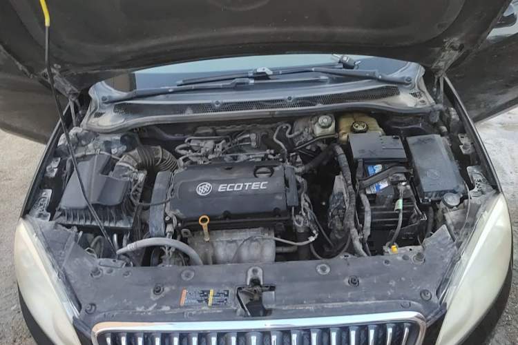 Used Buick GT 2013 GT 1.6L Manual Entry-Level Model Engine Bay