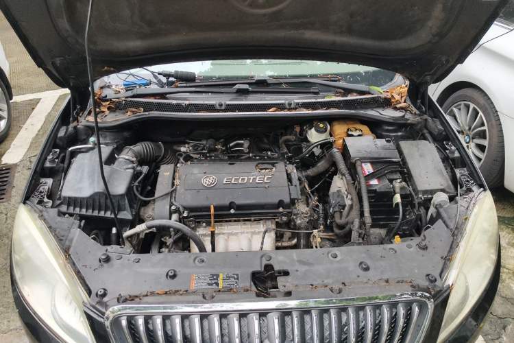 Used Buick GT 2013 GT 1.6L Automatic Fashion Edition Engine Bay