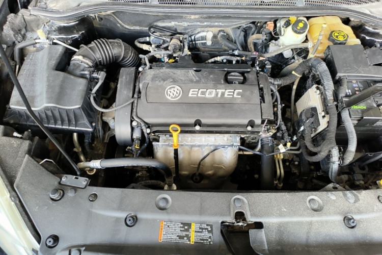 Used Buick GT 2013 GT 1.6L Automatic Fashion Edition Engine Bay