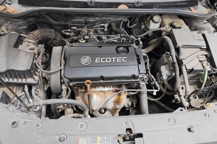 Used Buick GT 2013 GT 1.6L Manual Entry-Level Model Engine Bay
