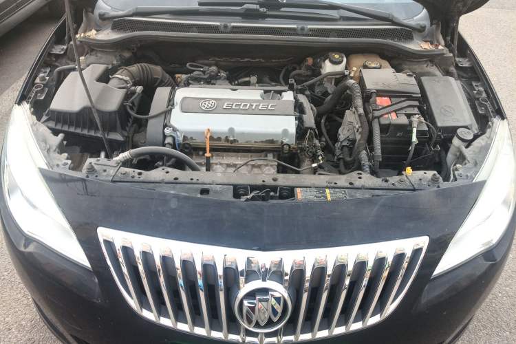 Used Buick GT 2013 XT 1.6L Automatic Comfort Edition Engine Bay