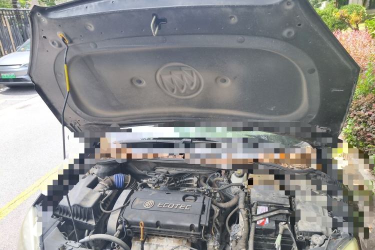 Used Buick GT 2013 GT 1.6L Automatic Fashion Edition Engine Bay
