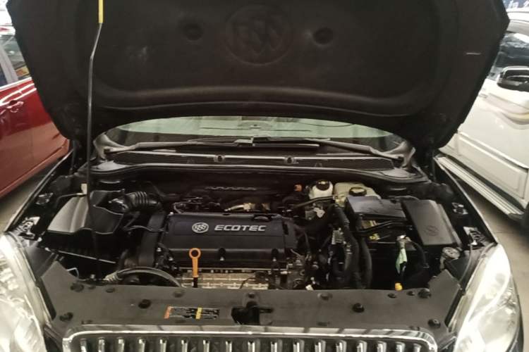 Used Buick GT 2013 GT 1.6L Automatic Fashion Edition Engine Bay