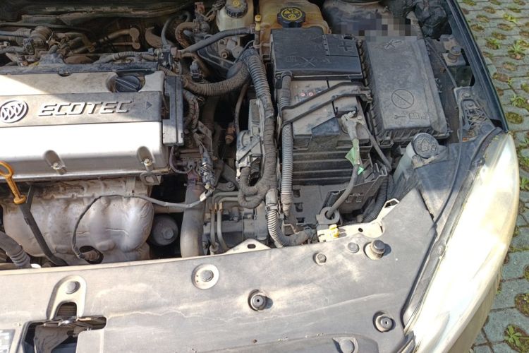 Used Buick GT 2013 GT 1.6L Automatic Fashion Edition Engine Bay Left