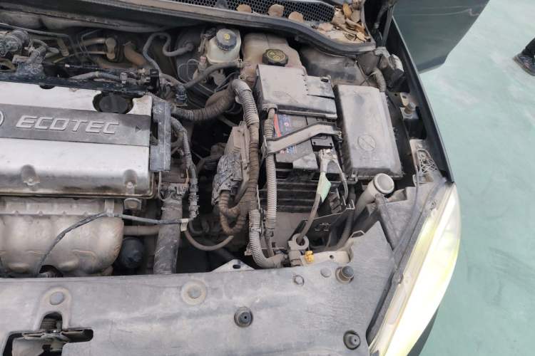 Used Buick GT 2013 GT 1.6L Manual Entry-Level Model Engine Bay Left
