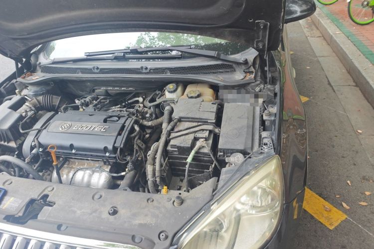 Used Buick GT 2013 GT 1.6L Manual Entry-Level Model Engine Bay Left