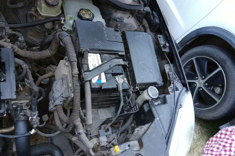 Used Buick GT 2013 GT 1.6L Manual Entry-Level Model Engine Bay Left