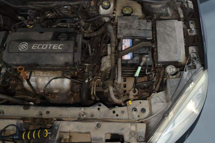 Used Buick GT 2013 GT 1.6L Automatic Fashion Edition Engine Bay Left