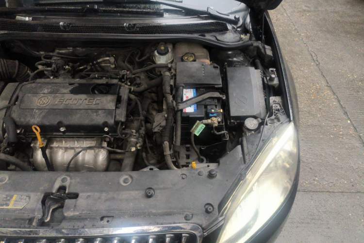 Used Buick GT 2013 GT 1.6L Manual Entry-Level Model Engine Bay Left