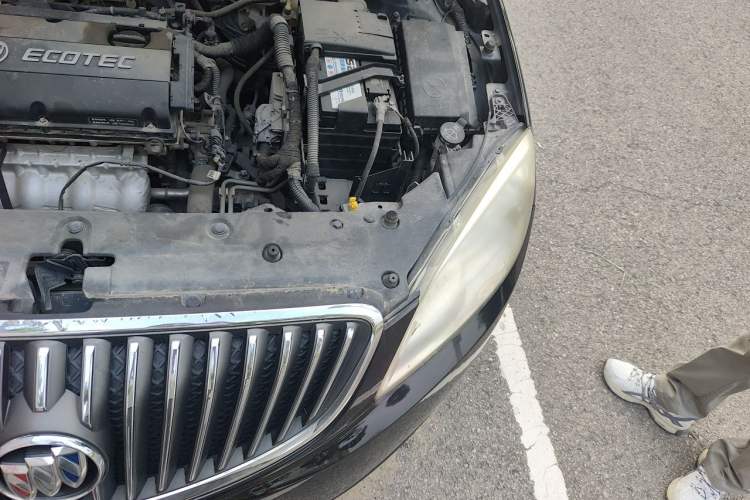 Used Buick GT 2013 GT 1.6L Automatic Fashion Edition Engine Bay Left
