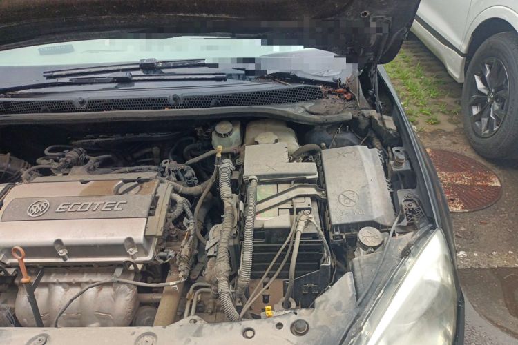Used Buick GT 2013 GT 1.6L Automatic Comfort Edition Engine Bay Left