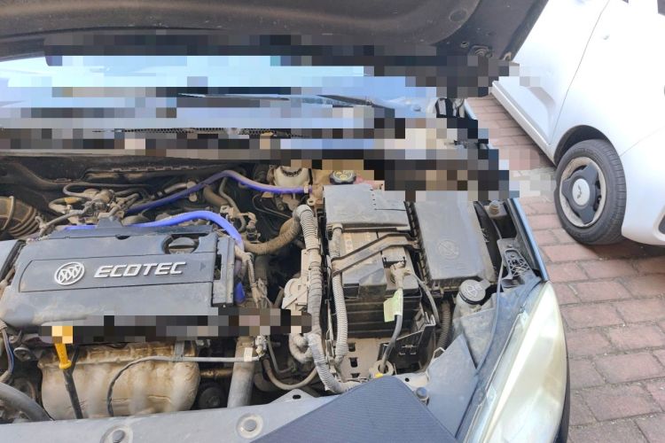 Used Buick GT 2013 GT 1.6L Manual Entry-Level Model Engine Bay Left