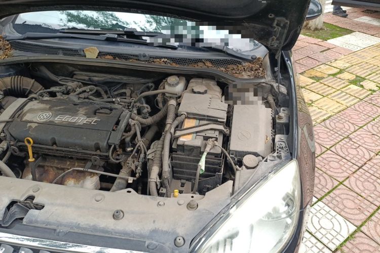 Used Buick GT 2013 GT 1.6L Manual Entry-Level Model Engine Bay Left
