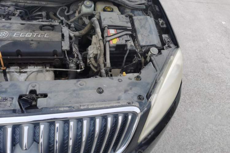 Used Buick GT 2013 GT 1.6L Manual Entry-Level Model Engine Bay Left