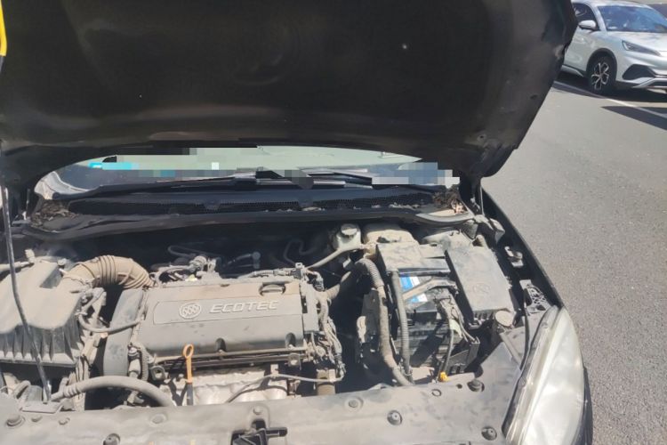 Used Buick GT 2013 GT 1.6L Manual Comfort Edition Engine Bay Left