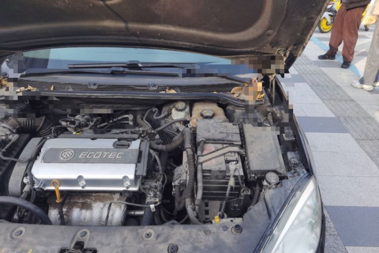 Used Buick GT 2013 GT 1.6L Manual Entry-Level Model Engine Bay Left