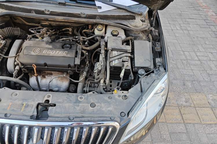Used Buick GT 2013 GT 1.6L Automatic Fashion Edition Engine Bay Left
