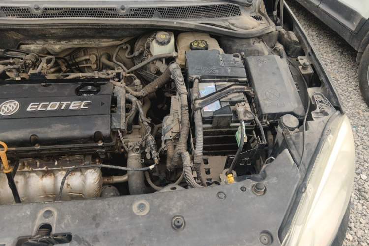 Used Buick GT 2013 GT 1.6L Manual Comfort Edition Engine Bay Left