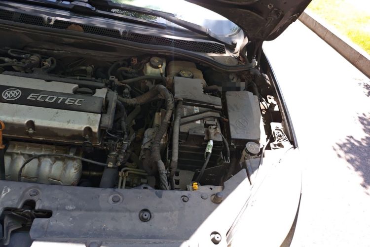 Used Buick GT 2013 GT 1.6L Automatic Fashion Edition Engine Bay Left