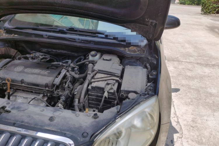 Used Buick GT 2013 GT 1.6L Manual Entry-Level Model Engine Bay Left