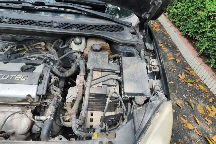 Used Buick GT 2013 GT 1.6L Manual Entry-Level Model Engine Bay Left