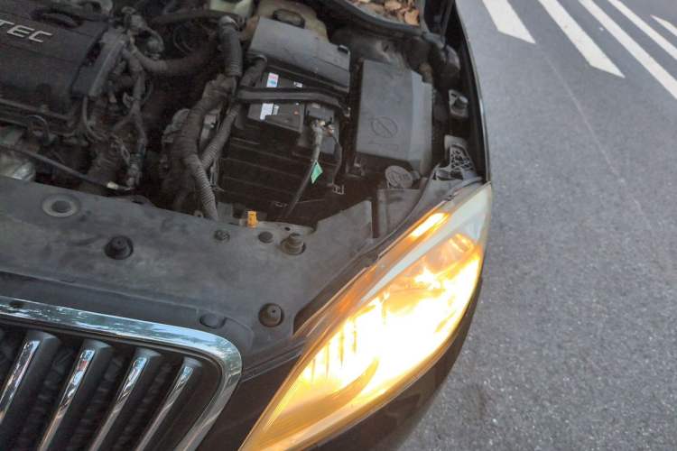 Used Buick GT 2013 GT 1.6L Manual Entry-Level Model Engine Bay Left