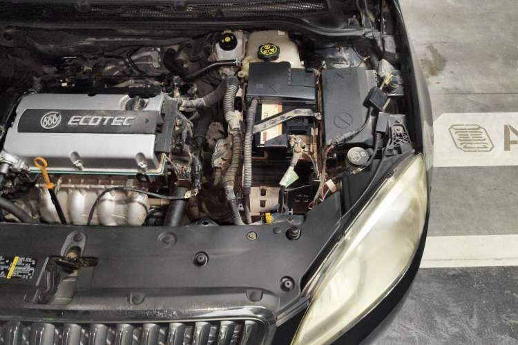 Used Buick GT 2013 GT 1.6L Manual Entry-Level Model Engine Bay Left