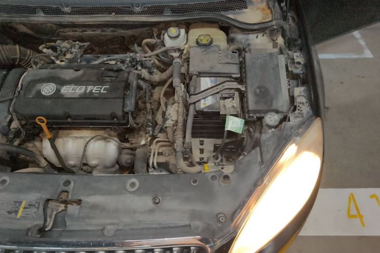 Used Buick GT 2013 GT 1.6L Automatic Fashion Edition Engine Bay Left