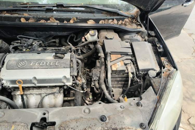 Used Buick GT 2013 GT 1.6L Manual Entry-Level Model Engine Bay Left