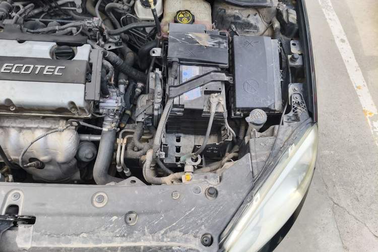 Used Buick GT 2013 GT 1.6L Automatic Fashion Edition Engine Bay Left