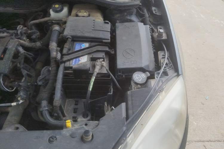 Used Buick GT 2013 GT 1.6L Manual Entry-Level Model Engine Bay Left