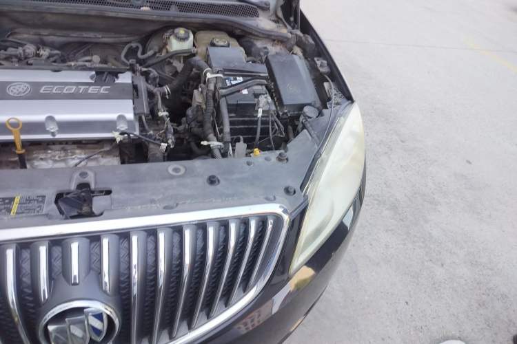 Used Buick GT 2013 GT 1.6L Manual Comfort Edition Engine Bay Left