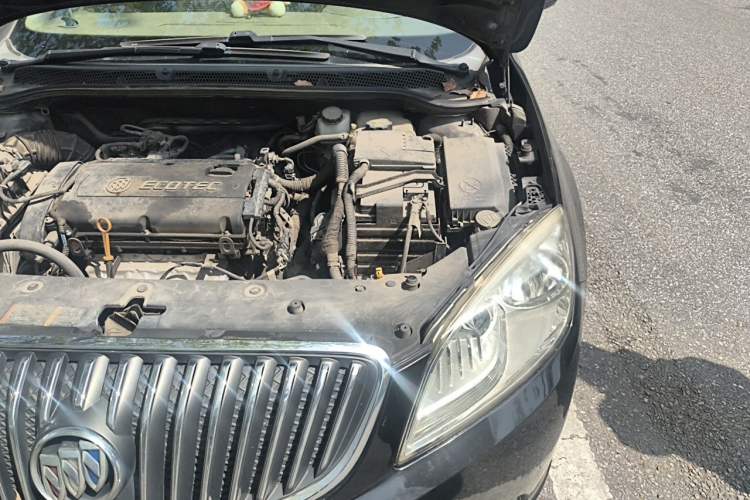 Used Buick GT 2013 GT 1.6L Automatic Fashion Edition Engine Bay Left