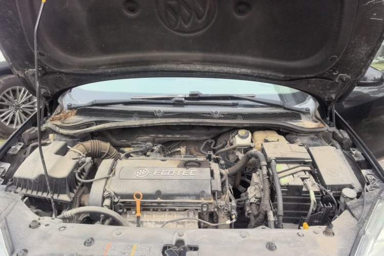 Used Buick GT 2013 GT 1.6L Manual Entry-Level Model Engine Bay