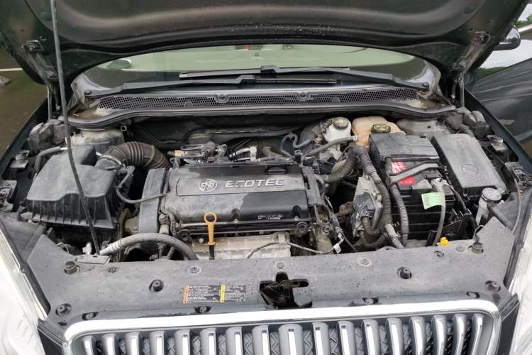 Used Buick GT 2013 GT 1.6L Manual Entry-Level Model Engine Bay