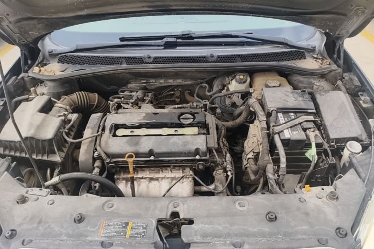 Used Buick GT 2013 GT 1.6L Manual Entry-Level Model Engine Bay
