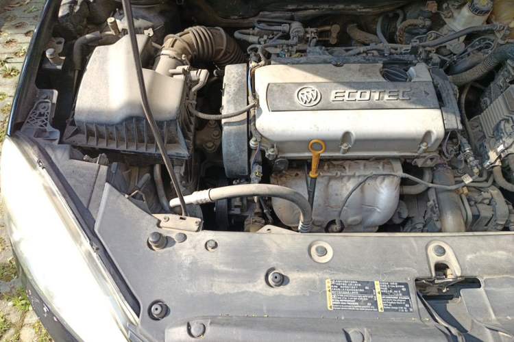 Used Buick GT 2013 GT 1.6L Automatic Fashion Edition Engine Bay Right