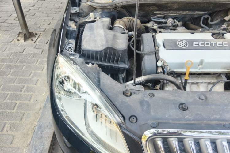 Used Buick GT 2013 GT 1.6L Manual Entry-Level Model Engine Bay Right