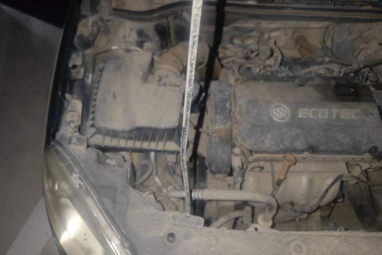 Used Buick GT 2013 GT 1.6L Manual Entry-Level Model Engine Bay Right