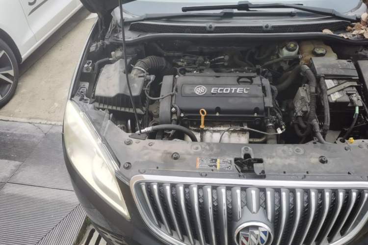 Used Buick GT 2013 GT 1.6L Manual Comfort Edition Engine Bay Right