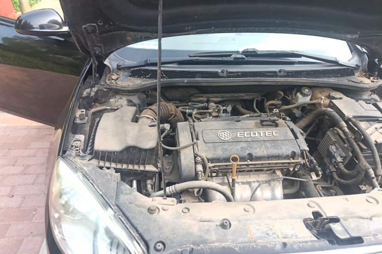 Used Buick GT 2013 GT 1.6L Automatic Fashion Edition Engine Bay Right