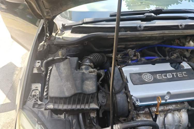 Used Buick GT 2013 GT 1.6L Automatic Fashion Edition Engine Bay Right