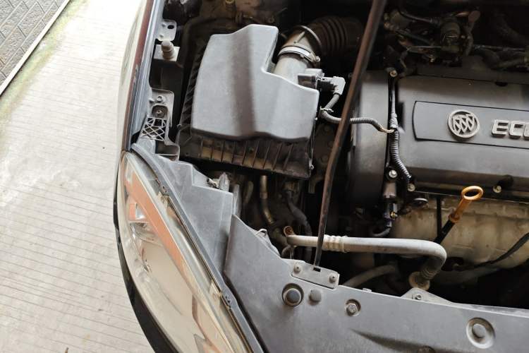 Used Buick GT 2013 GT 1.6L Automatic Comfort Edition Engine Bay Right